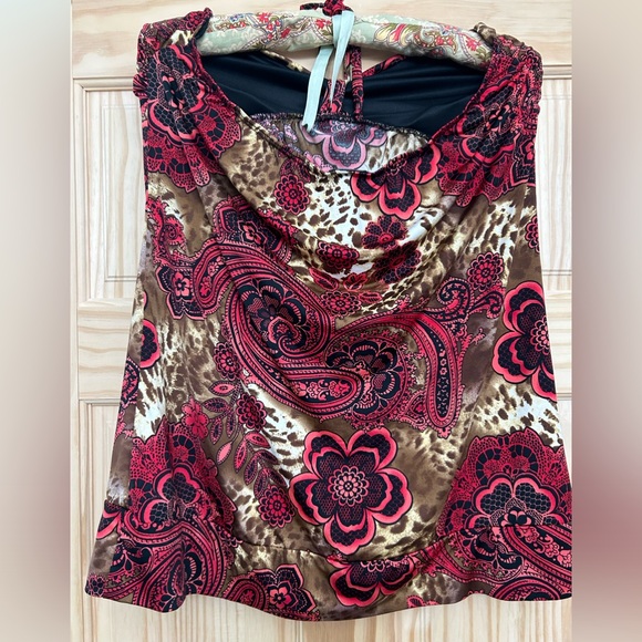 Dots size large print camisole top with built in bra. Size L but no size tag. - Picture 4 of 6